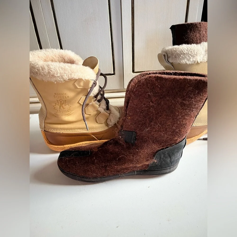 Women’s Vintage Sorel Nanook Insulated Lace Up Wool Lined Tan Winter Boots 9